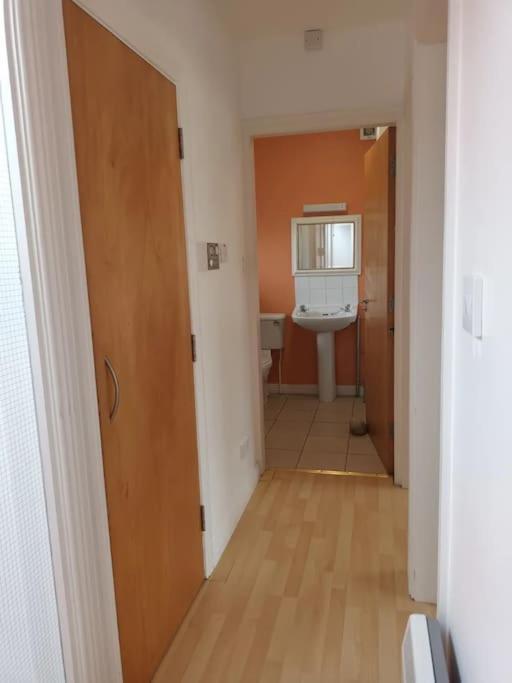Village Centre Apartment Lahinch Kültér fotó