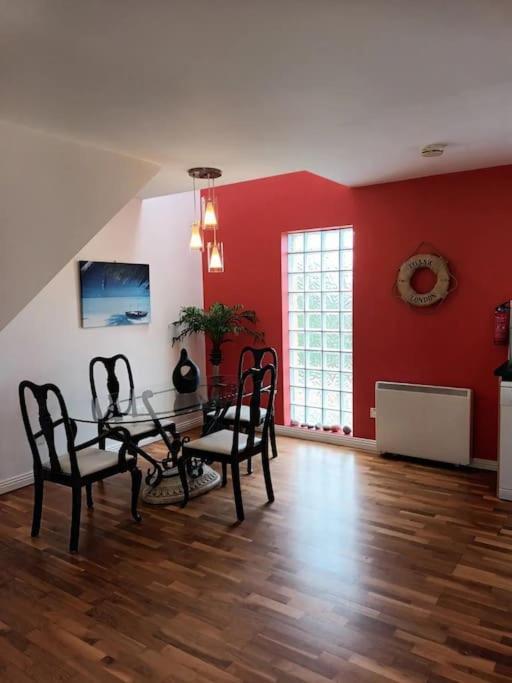 Village Centre Apartment Lahinch Kültér fotó